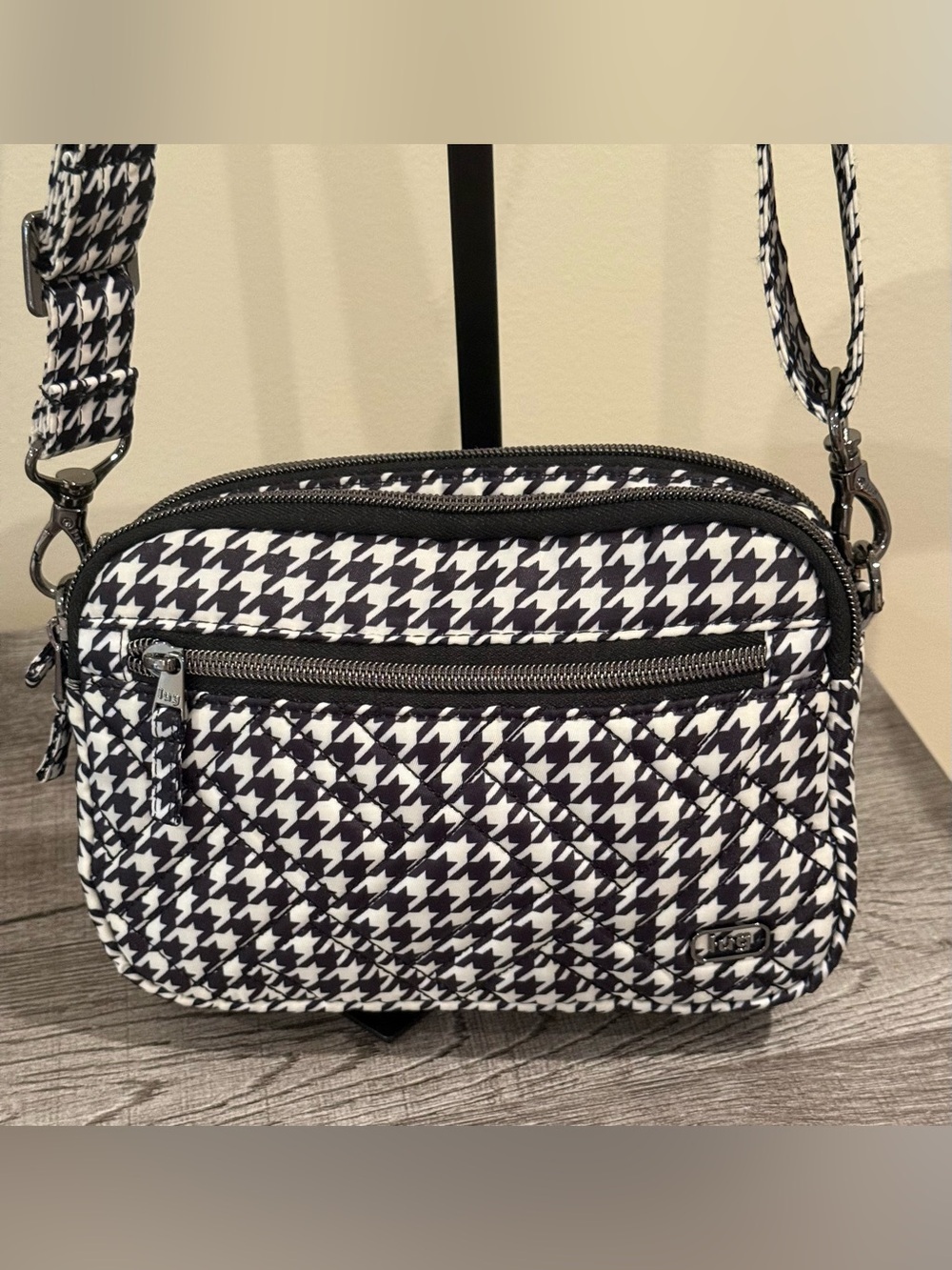 Lug Super Coupe Houndstooth Crossbody Bag Black White Quilted Travel Purse